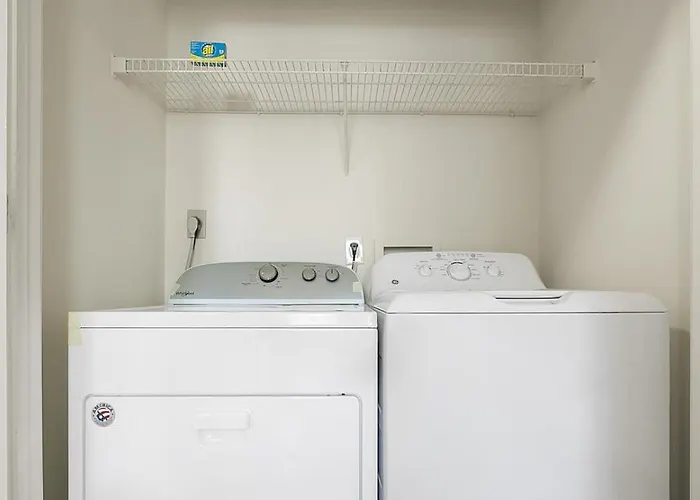 Landing Modern With Amazing Amenities